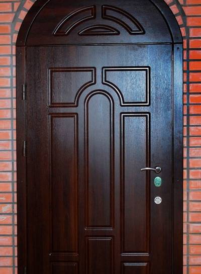 Филенчатая дверь